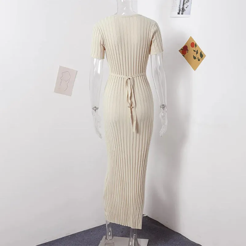 Women's Form Fitting Knitted Round Neck Pleated Maxi Dress